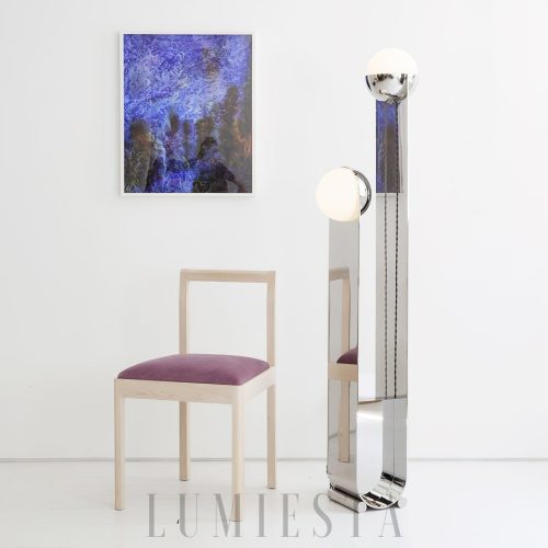 Lampa podłogowa Tova i Signe chromowana 155 cm, detal chromowanej konstrukcji i akrylowych pierścieni