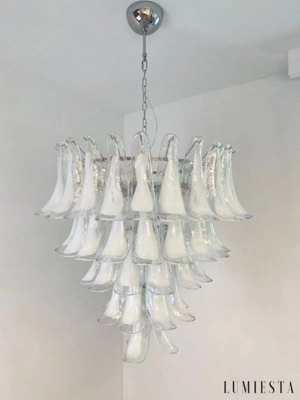 Acciaio - rozłożysta lampa wisząca z okrągłą konstrukcją i szklanymi kloszami