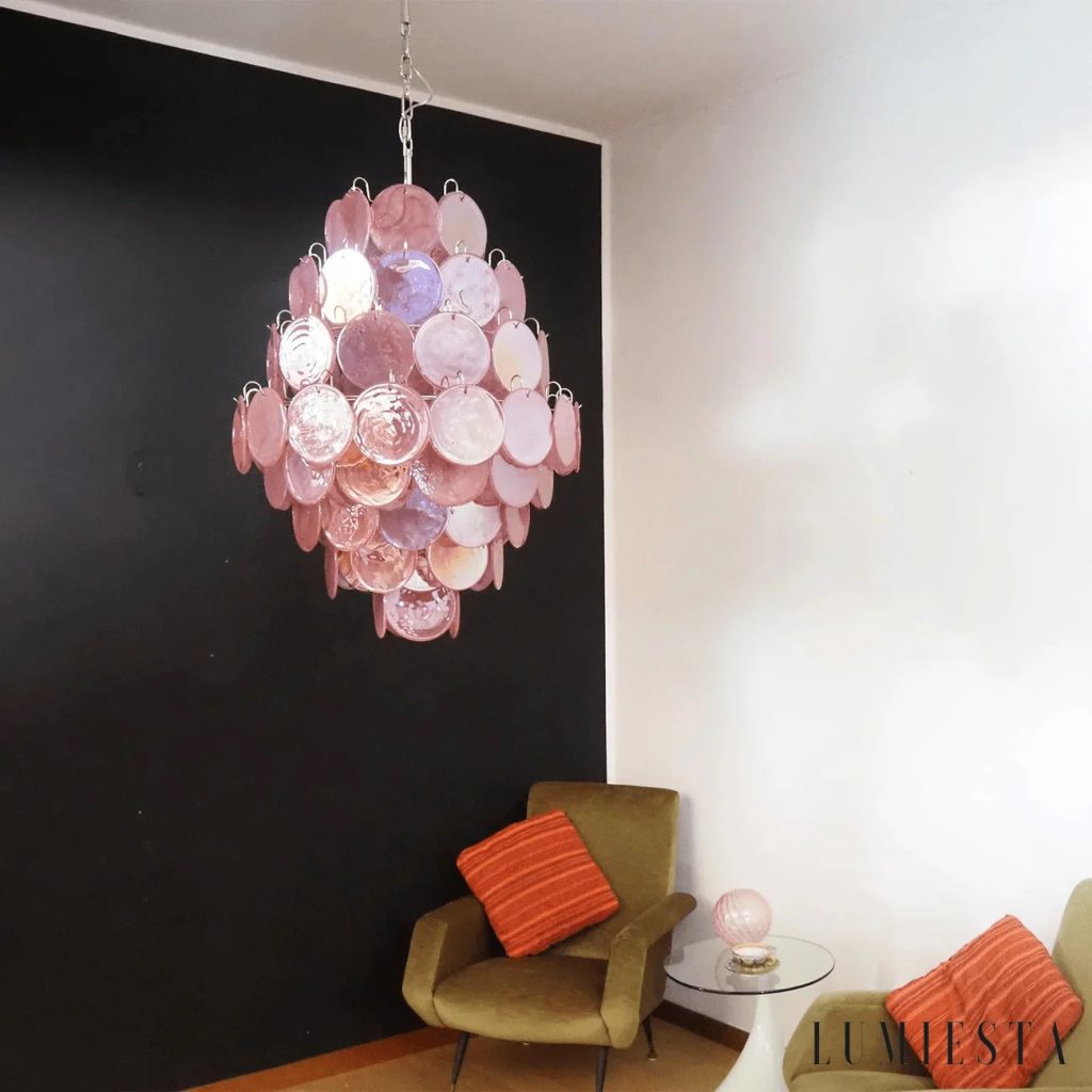 Lampa wisząca Allegro z mlecznobiałym szkłem i złotym stelażem - detal ramienia