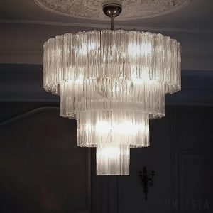 Żyrandol Aurora z niklu i szkła, szczegół połączenia kloszy z obręczą