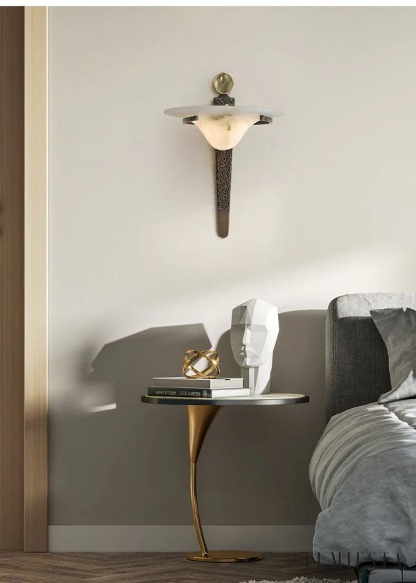 Batalha - lampa wisząca z metalowym zawieszeniem i alabastrowym kloszem
