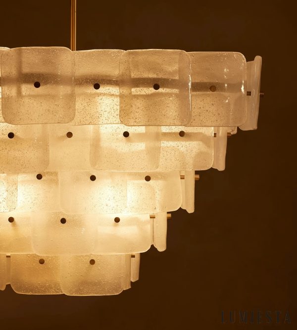 Lampa wisząca Como z sześcioma szklanymi kloszami, widok z boku