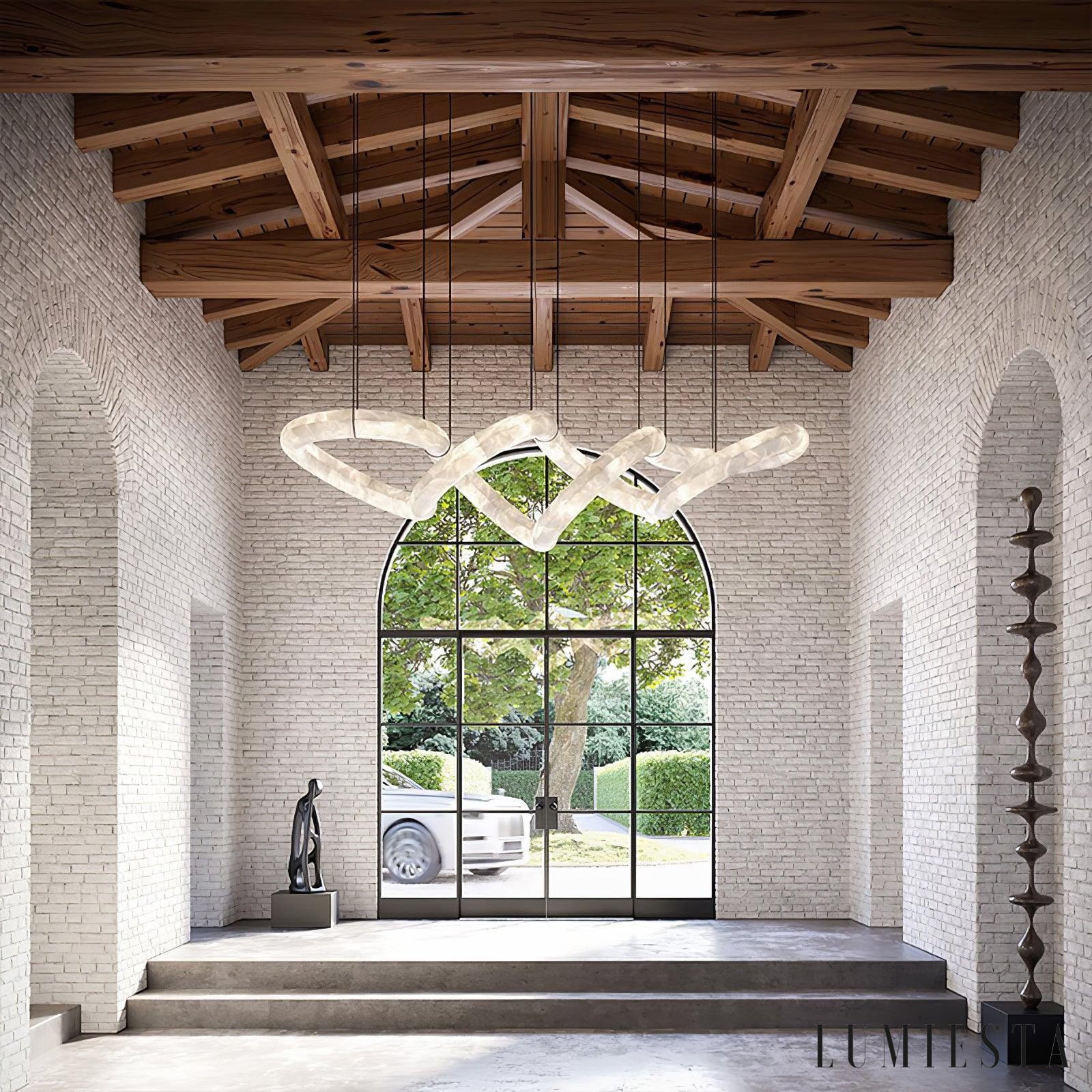 Lumiesta Ericeira - Lampa wisząca glamour, mosiężna, biały alabaster, salon Ø120/110–200 cm