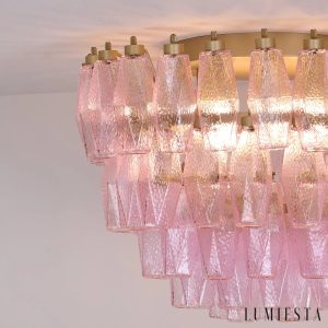 Lampa Fiume sufitowa glamour - detal metalowej konstrukcji i różowego szkła