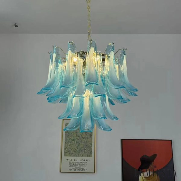 Galassia - niebieskie szkło lampy wiszącej glamour z widocznym złotym wykończeniem