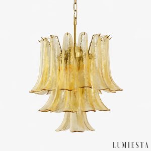 Złota lampa wisząca szklana Lumina z kloszem do salonu, widok od przodu
