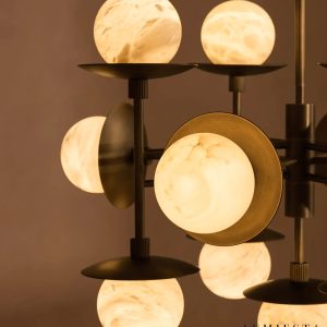 Mafra - lampa wisząca nikiel biała z alabastrowym ringiem, ujęcie ukośne