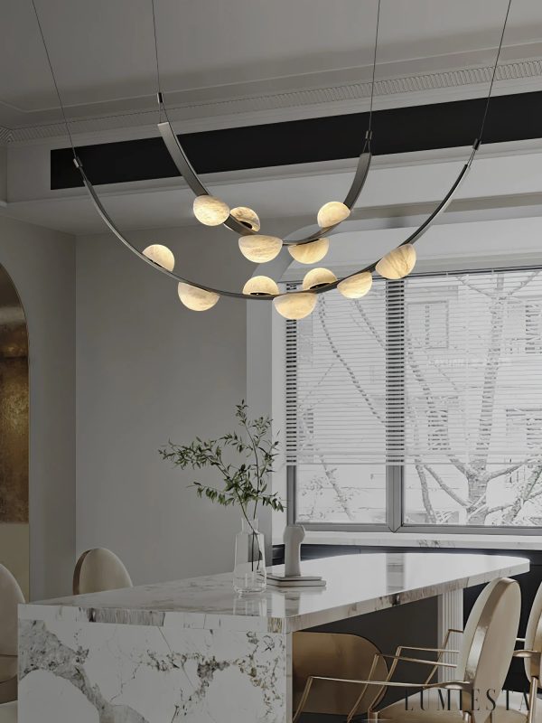 Mertola - czarno-biała lampa sufitowa glamour z alabastrowymi kloszami