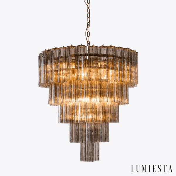 Murano - detal konstrukcji lampy wiszącej z metalu i szkła