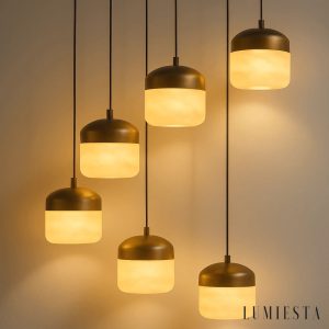 Lavi - minimalistyczna forma lampy wiszącej z alabastru i metalu