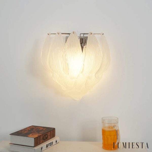 Primo - lampa sufitowa z białym szklanym kloszem i niklowanym mocowaniem