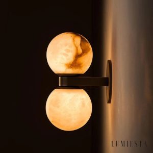 Sagis - brązowo-biała lampa wisząca alabastrowa, widok na całą formę od dołu