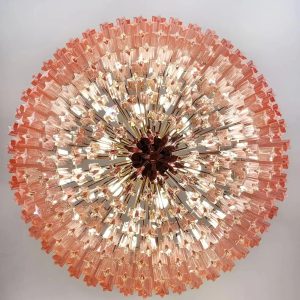 Lampa wisząca Sasso z różowego szkła i metalu w kolorze niklu, detal górnej części