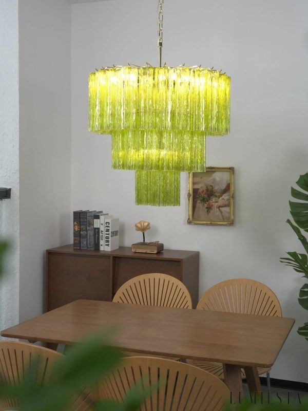Sicilia - lampa wisząca metalowo szklana złota, widok z lekkiego skosu