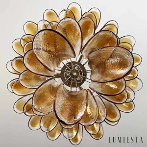 Solaris - ujęcie lampy wiszącej z szerokim rozstawem szklanych elementów