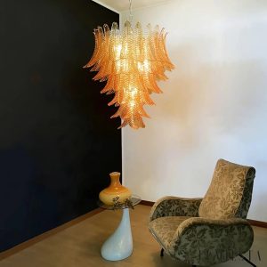 Sole - żyrandol ze szkła bursztynowego i metalu, pełny widok na formę Ø70/85 cm