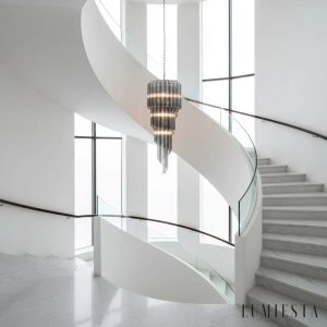 Torre - szklany klosz z niklowanymi detalami, zbliżenie na strukturę lampy