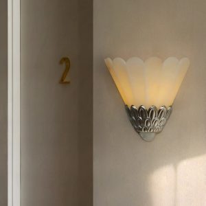 Troia - lampa sufitowa alabastrowa z niklowym mocowaniem i białym kloszem