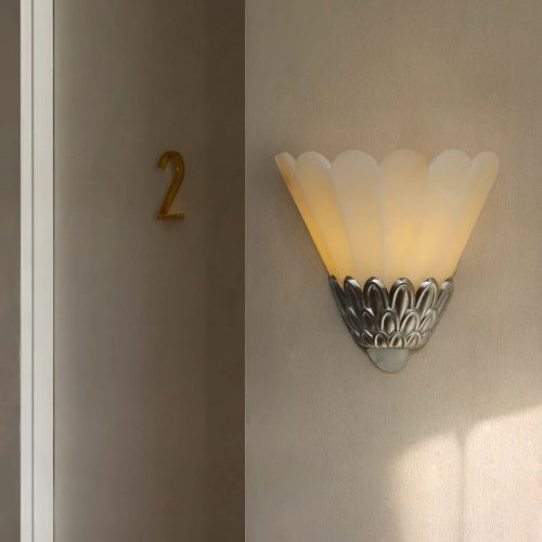 Troia - lampa sufitowa alabastrowa z niklowym mocowaniem i białym kloszem