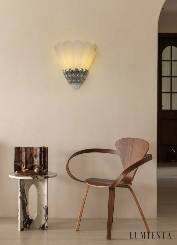 Troia - sufitowa lampa z alabastru i metalu, widok z boku