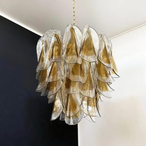 Lampa wisząca Urbino - złote wykończenie i bursztynowe szkło od środka