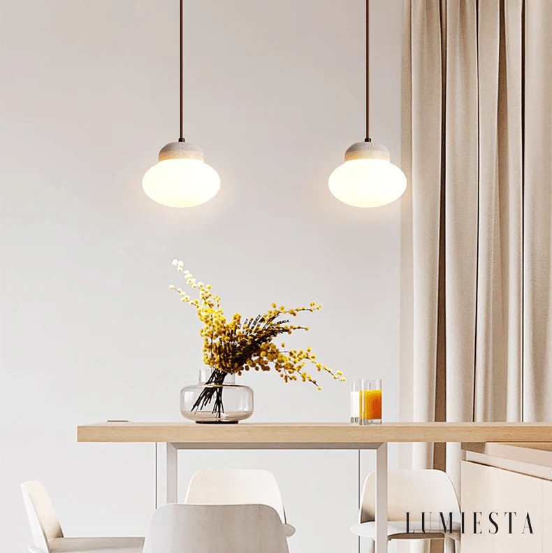 Allia - lampa wisząca trawertynowa kula
