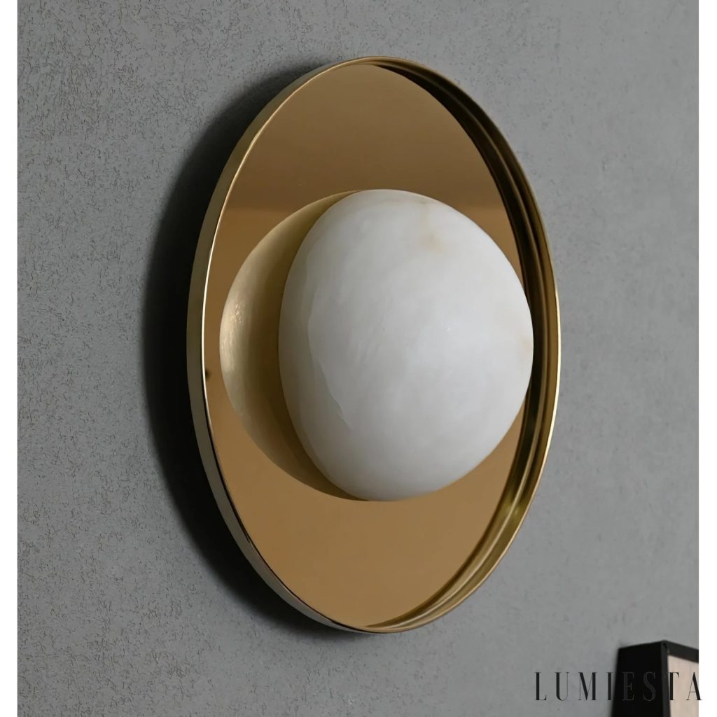 Chmuria - alabaster wall light Ø 33-44 cm