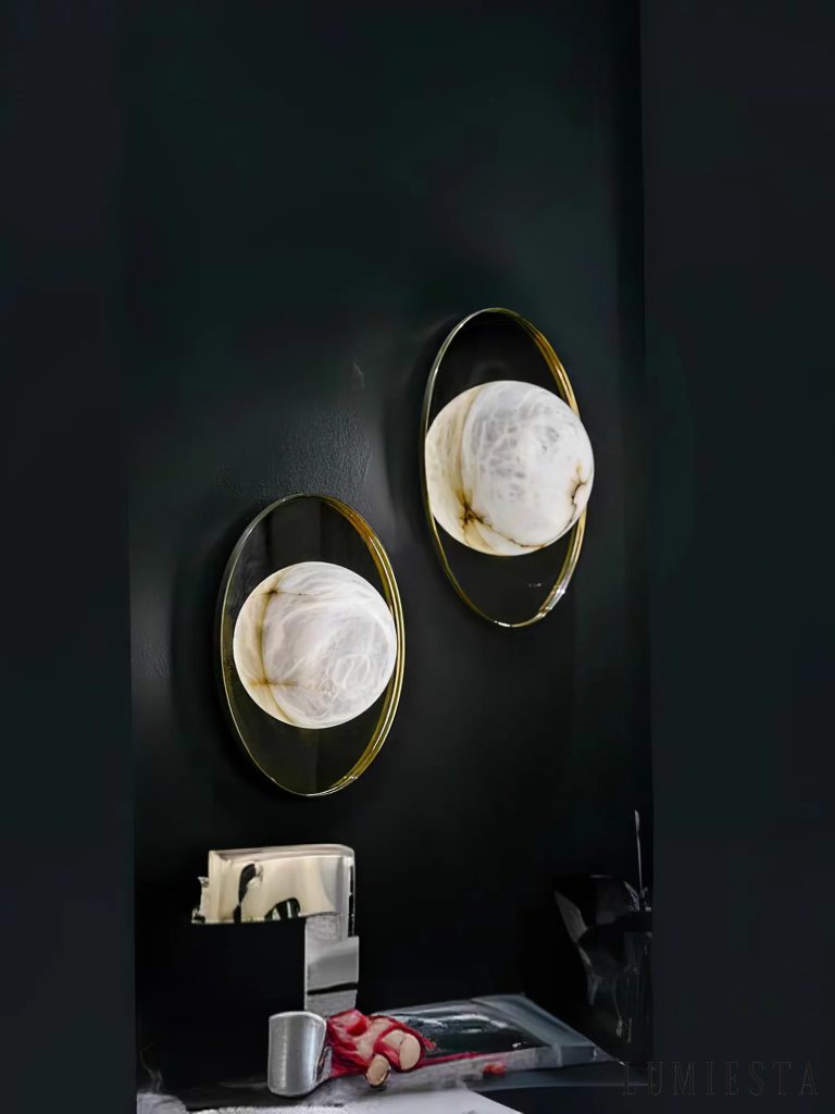 Chmuria - alabaster wall light Ø 33-44 cm