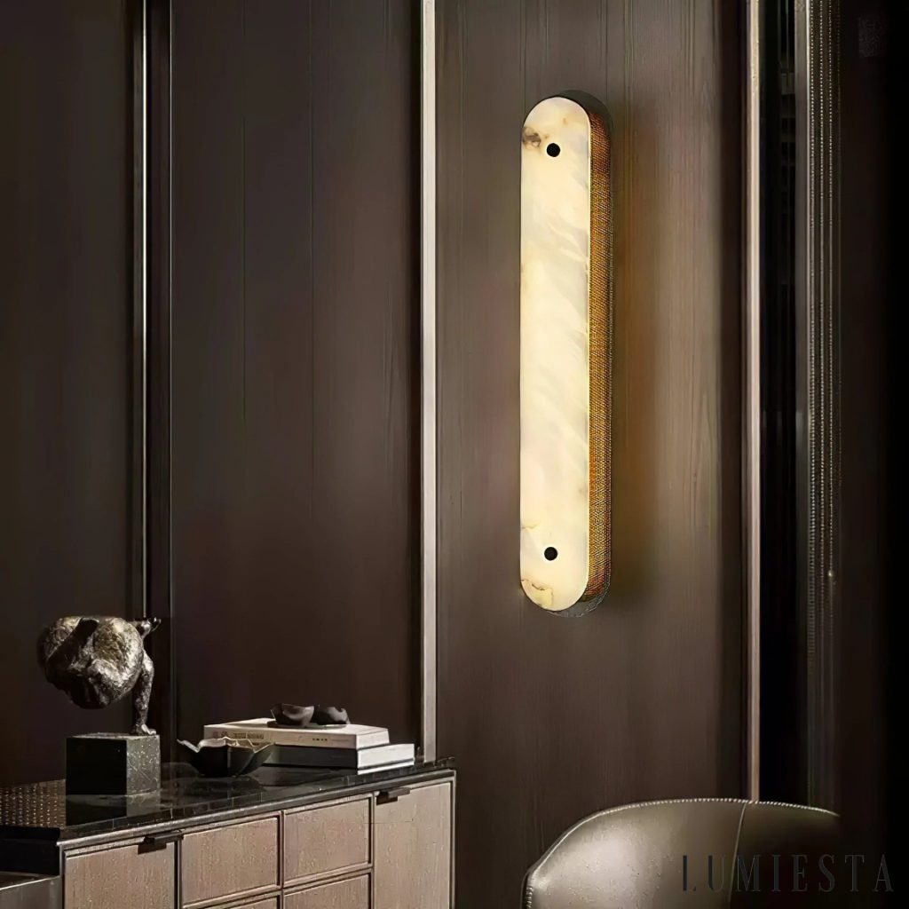 Traveria - elongated alabaster wall light, height 40-80 cm