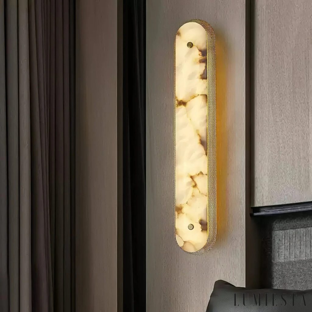 Traveria - elongated alabaster wall light, height 40-80 cm