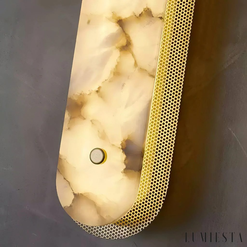 Traveria - elongated alabaster wall light, height 40-80 cm
