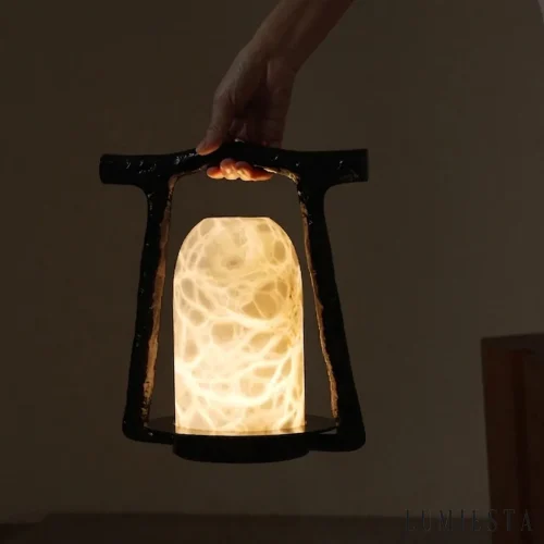 Sorano - lantern-shaped alabaster table lamp - material detail - alabaster