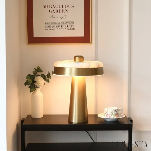 Estepa - alabaster disc table lamp - material detail - metal